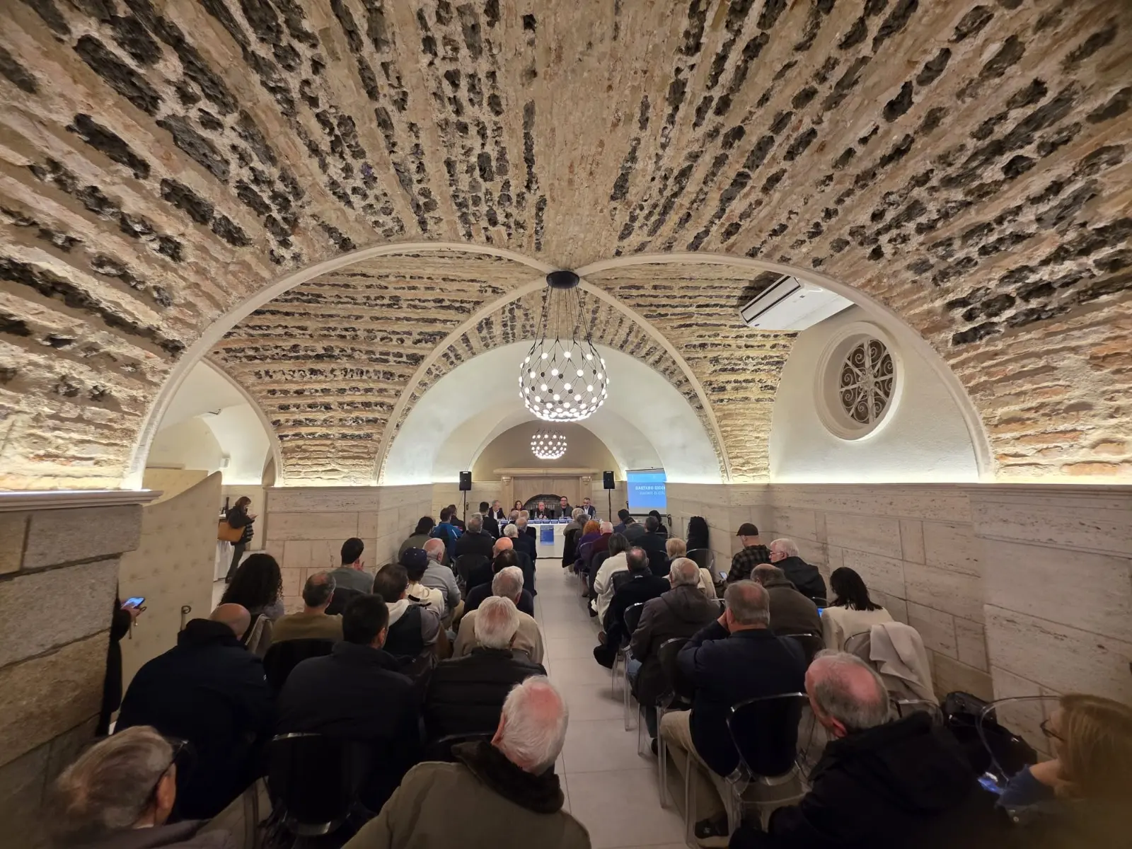 Verso il 7° Parco marino regionale: ampia partecipazione all’incontro di Scilla, sostegno a visione e metodo dell’Ente Parchi\n