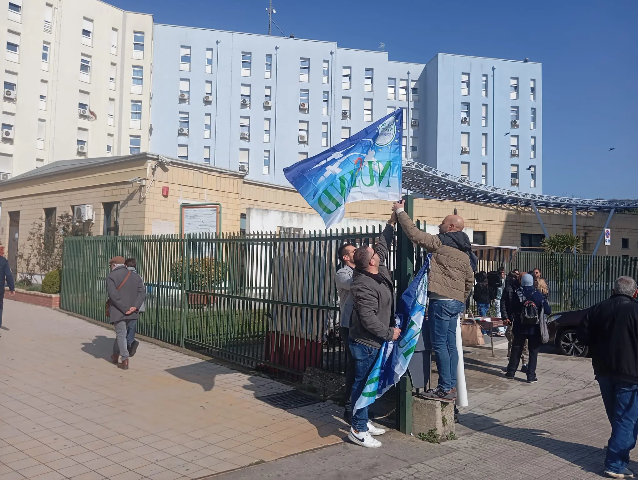 Ospedale di Crotone, finalmente qualcosa si muove: convocati i primi 23 infermieri per il rinnovo dei contratti\n