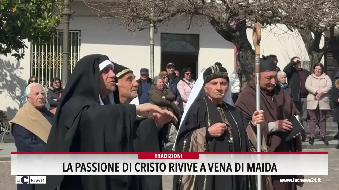 La passione di Cristo riive a Vena di Maida