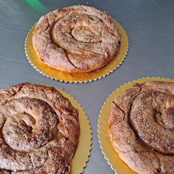 Vaccarizzo celebra la Pasqua arbëreshe tra riganella, acqua muta e riti unici\n