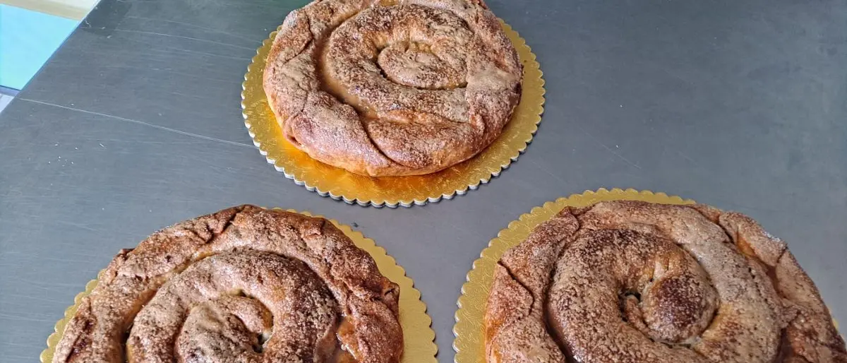 Vaccarizzo celebra la Pasqua arbëreshe tra riganella, acqua muta e riti unici\n