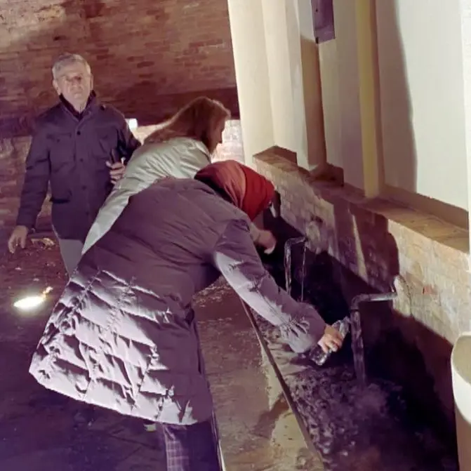 A Vaccarizzo Albanese la Pasqua tra fede e tradizione: il rito dell’Acqua Muta\n