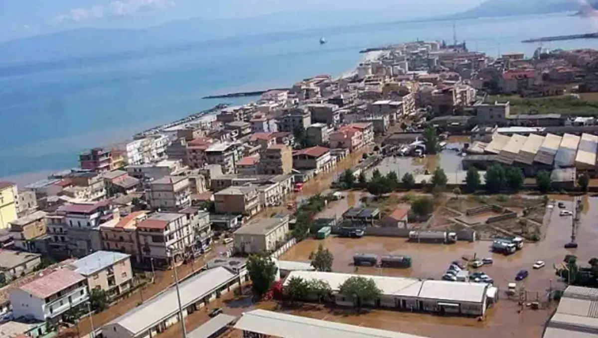 Fondi per l’alluvione del\u00A02006, la Provincia di Vibo dovrà restituire alla Regione 1,6\u00A0milioni di euro\n