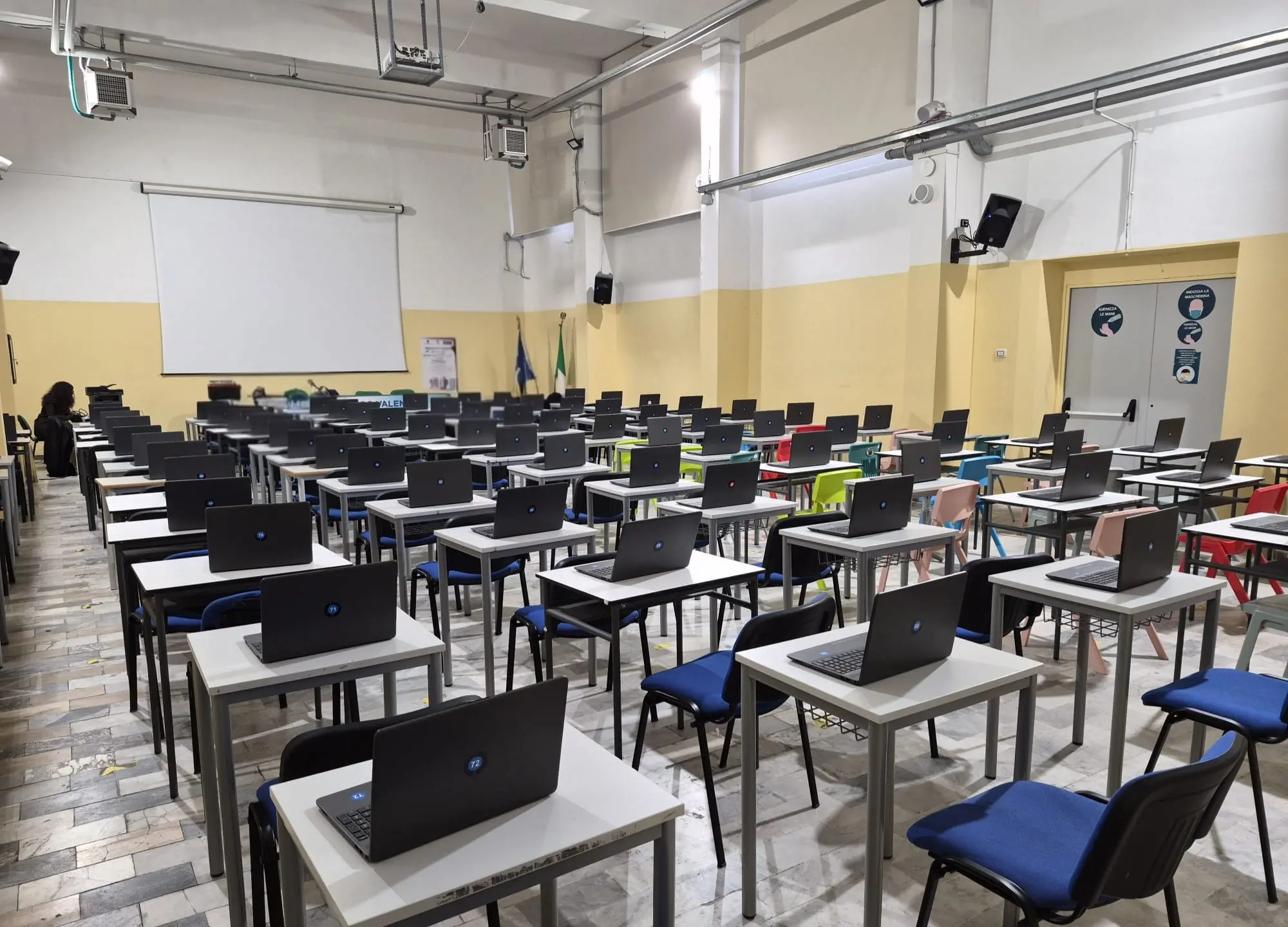 Concorso per assistenti sociali a Vibo: in 32 superano la preselezione. Scrugli: «È una svolta epocale»\n