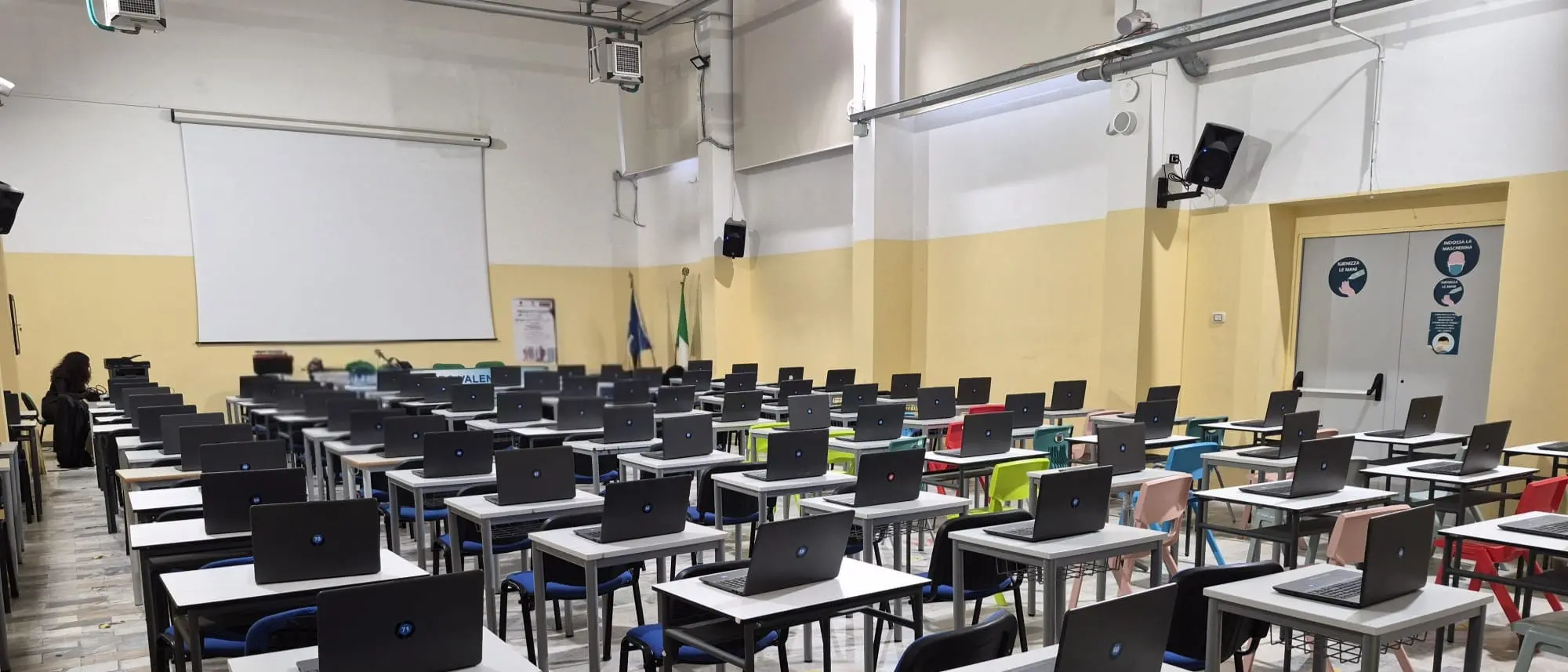 Concorso per assistenti sociali a Vibo: in 32 superano la preselezione. Scrugli: «È una svolta epocale»\n