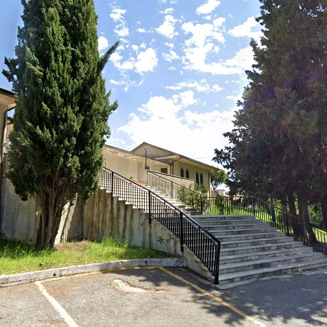 Furti tra le tombe al cimitero di Montalto Uffugo. caccia al ladro\n