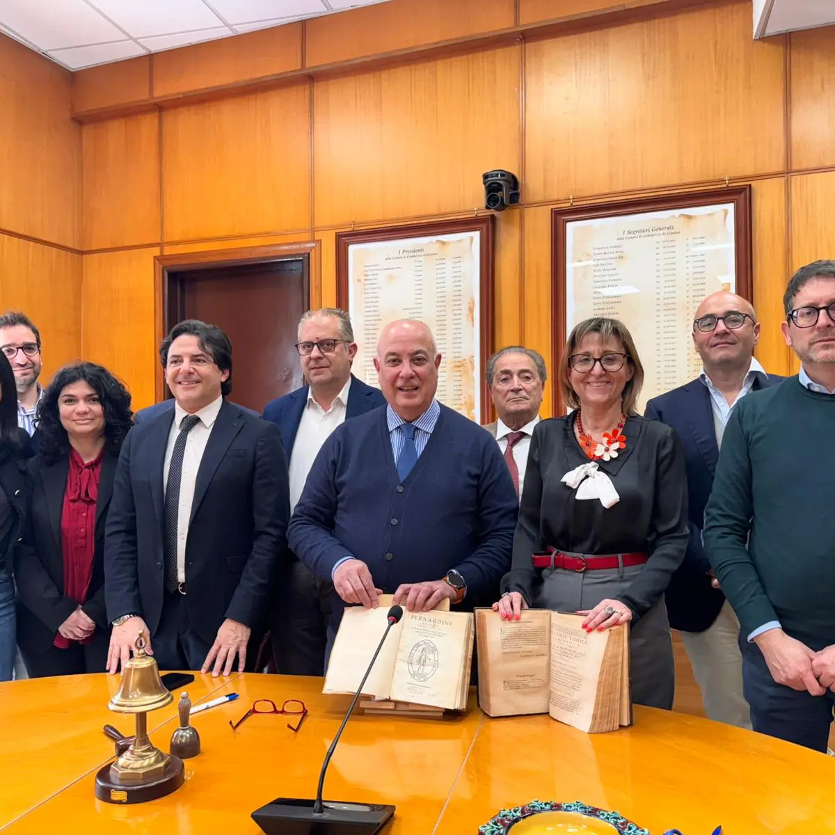 Libri rari e opere filosofiche alla Camera di commercio di Cosenza\n