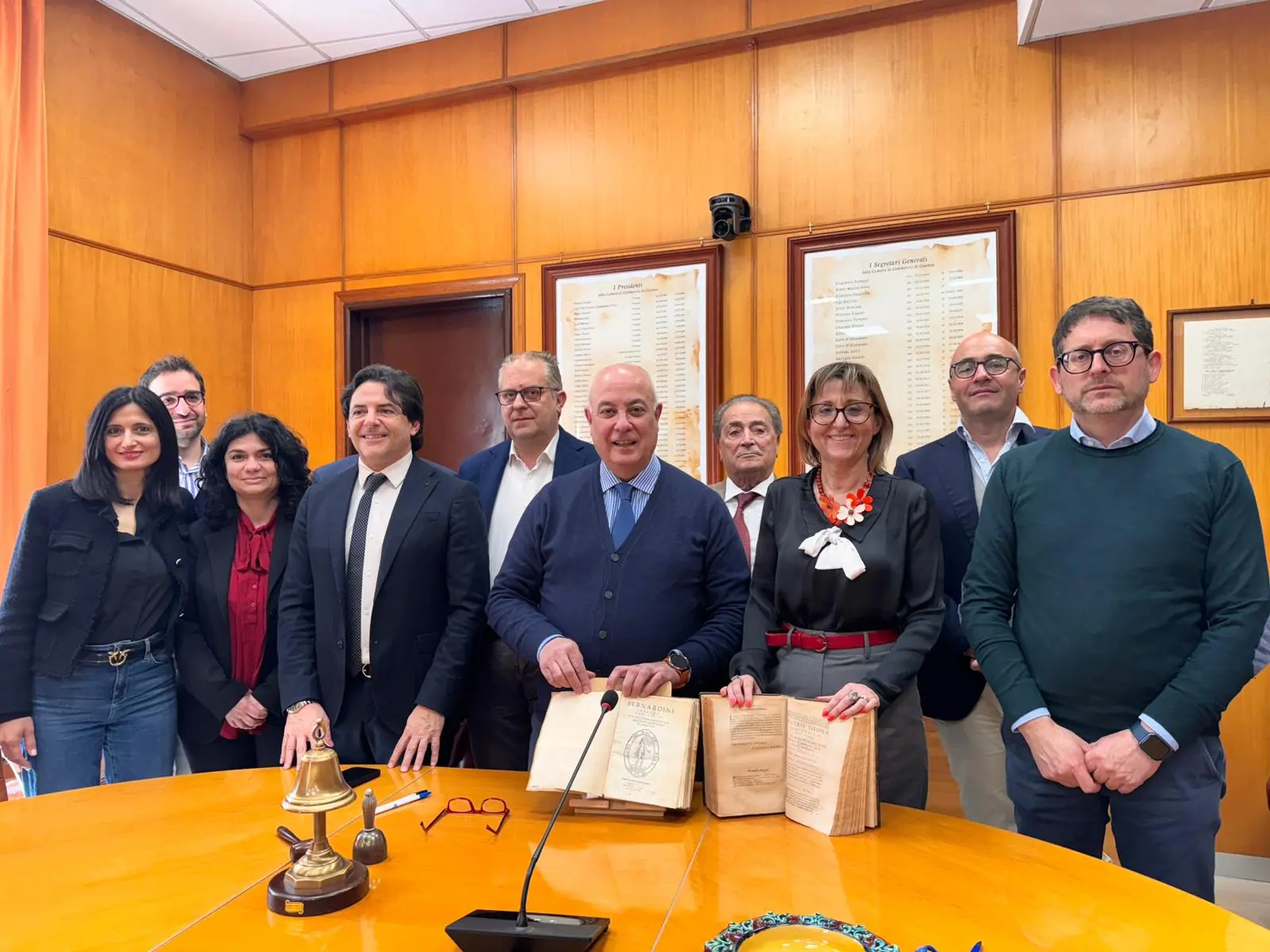 Libri rari e opere filosofiche alla Camera di commercio di Cosenza\n