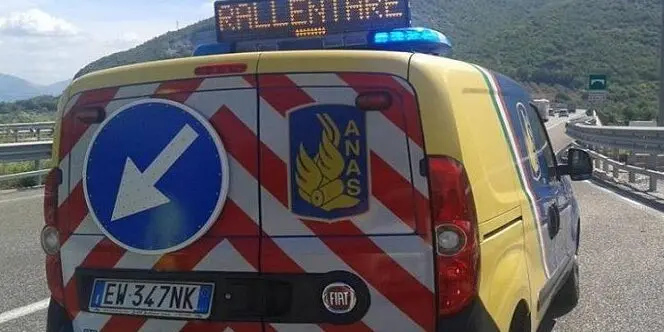 Smottamenti e fango sulle statali calabresi, strade chiuse\n