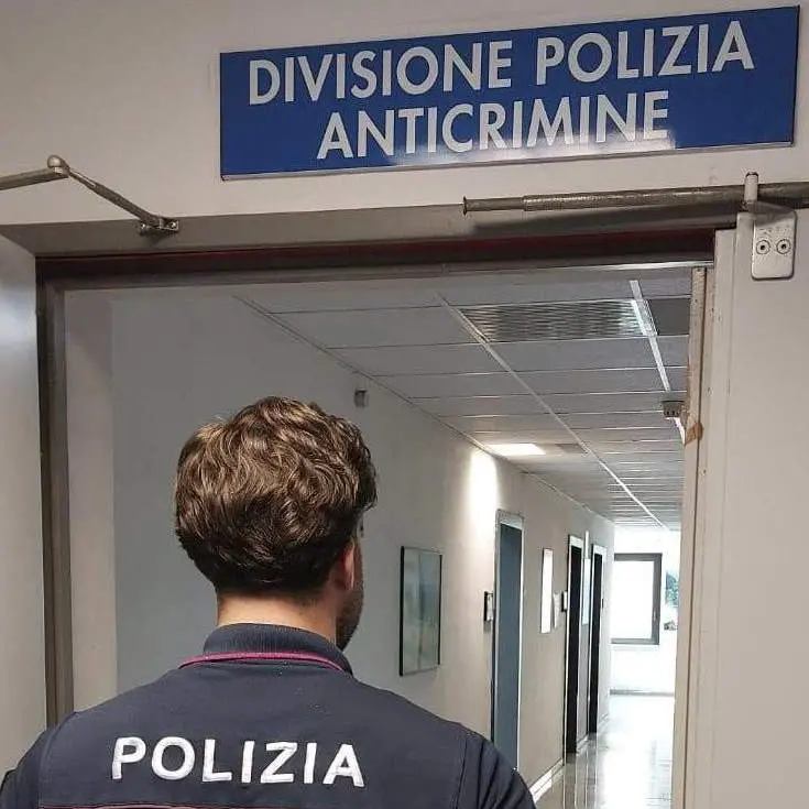 Reggio, sicurezza e prevenzione al centro dell’azione della Polizia: raffica di misure contro violenza, criminalità e rischio recidiva