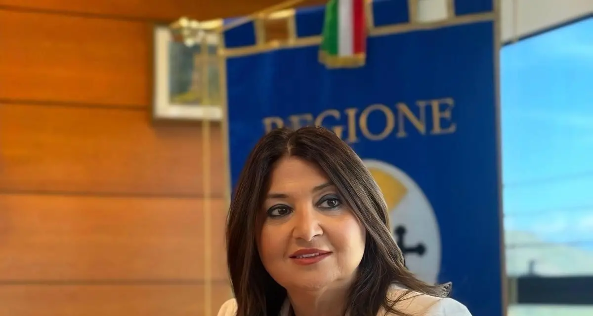 Adozioni internazionali, Straface: «Puntiamo a strutturare in modo stabile un gruppo di lavoro multidisciplinare»\n