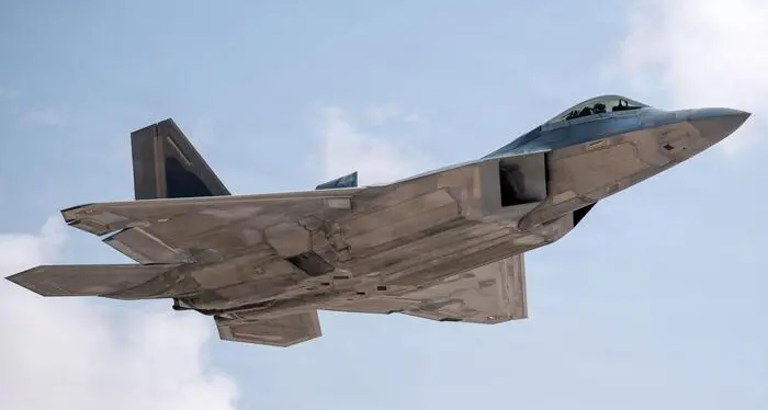 Guerra in Medio Oriente, jet Usa abbattuto in Iran: un pilota salvato, l’altro disperso\n