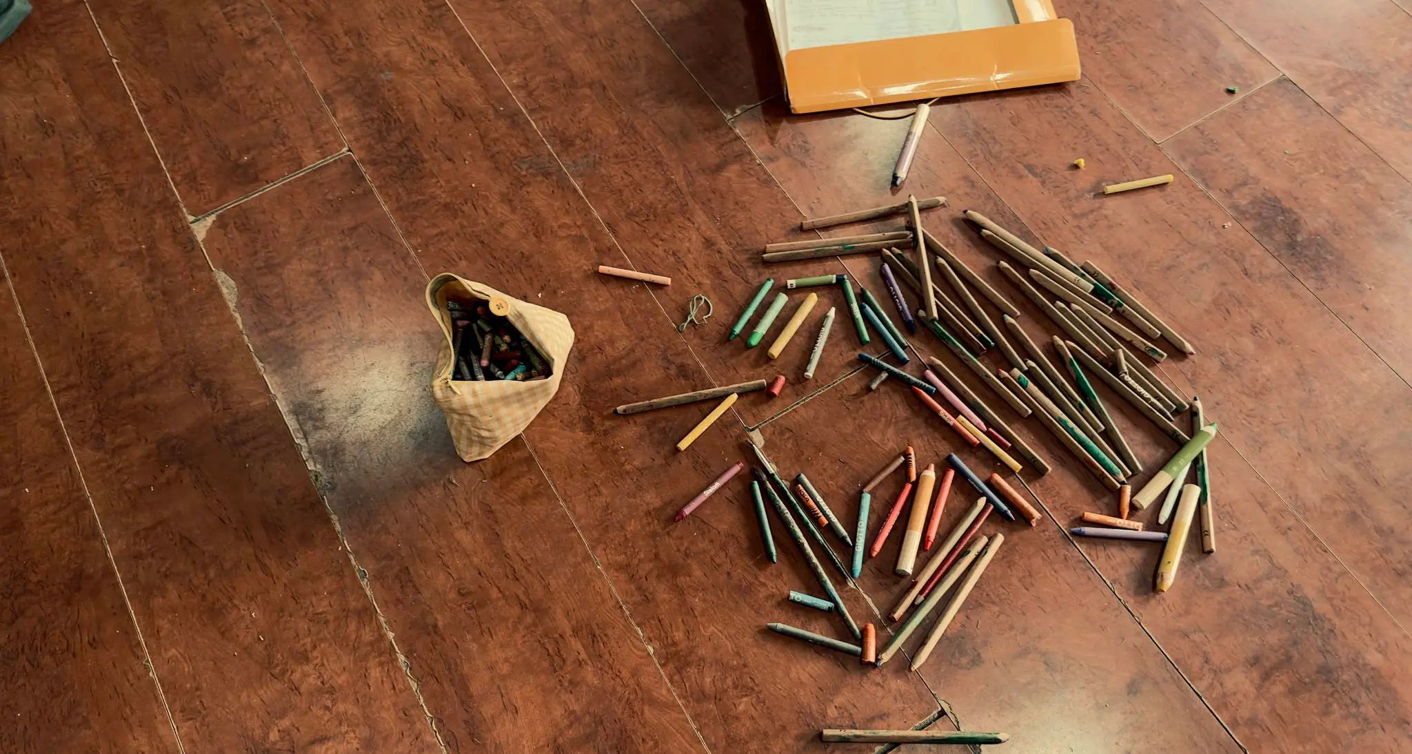 “Ridere di cuore”, a Cosenza l’arte diventa educazione e comunità\n