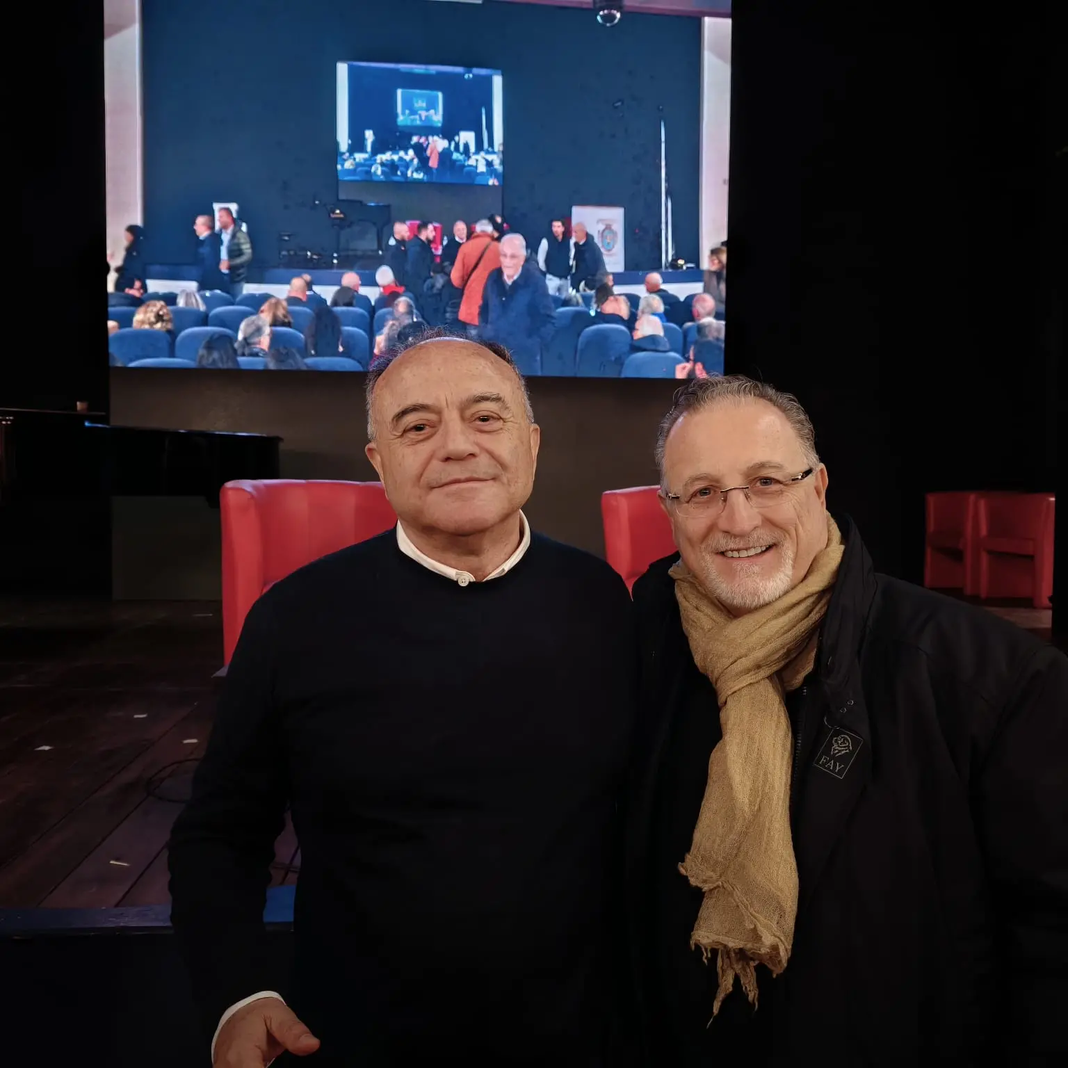 L’importanza delle radici,\u00A0Nicaso: «Vivo in America\u00A0da 36 anni ma con la testa dalla Calabria\u00A0non sono mai partito»\n