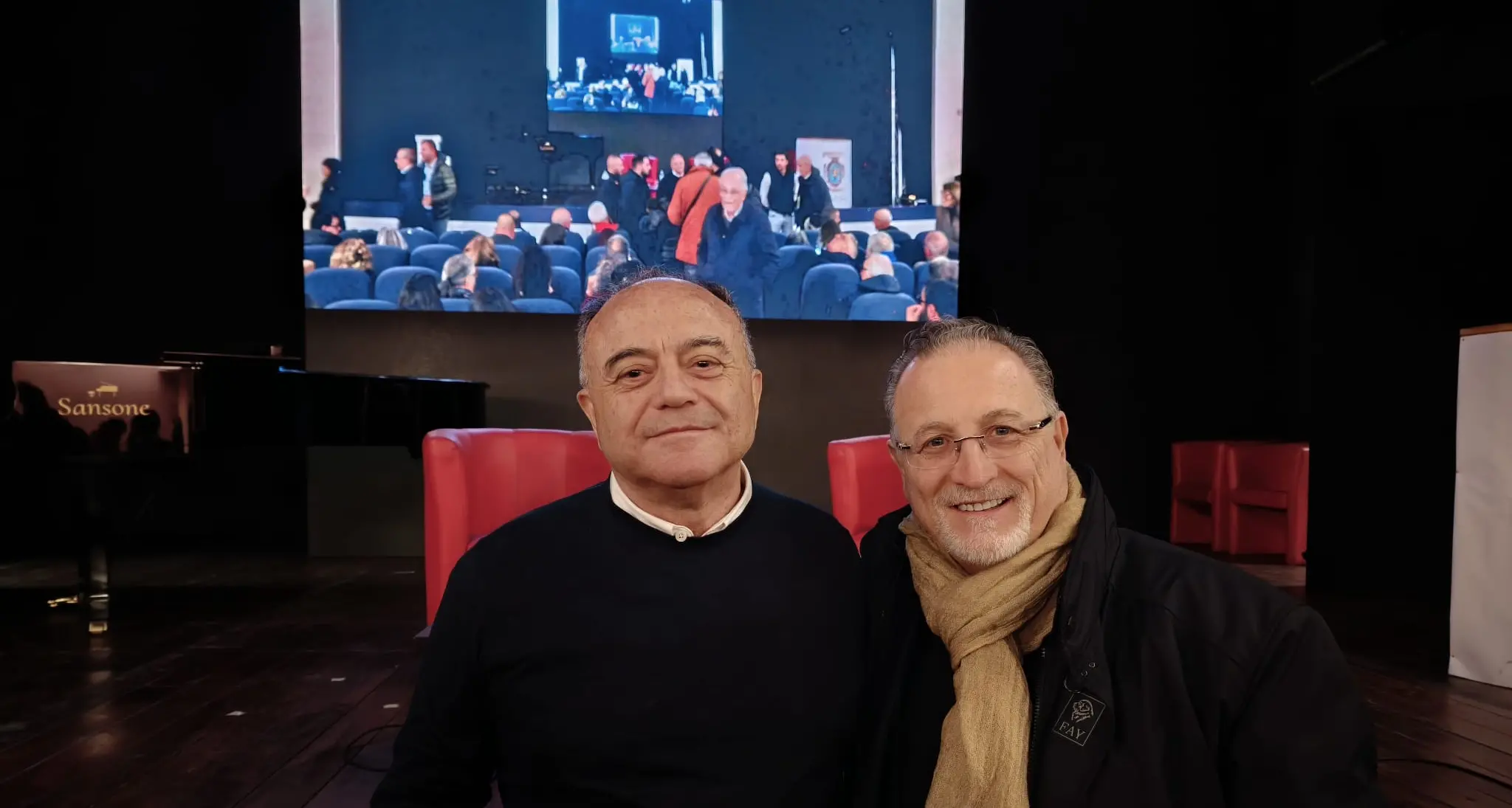 L’importanza delle radici,\u00A0Nicaso: «Vivo in America\u00A0da 36 anni ma con la testa dalla Calabria\u00A0non sono mai partito»\n