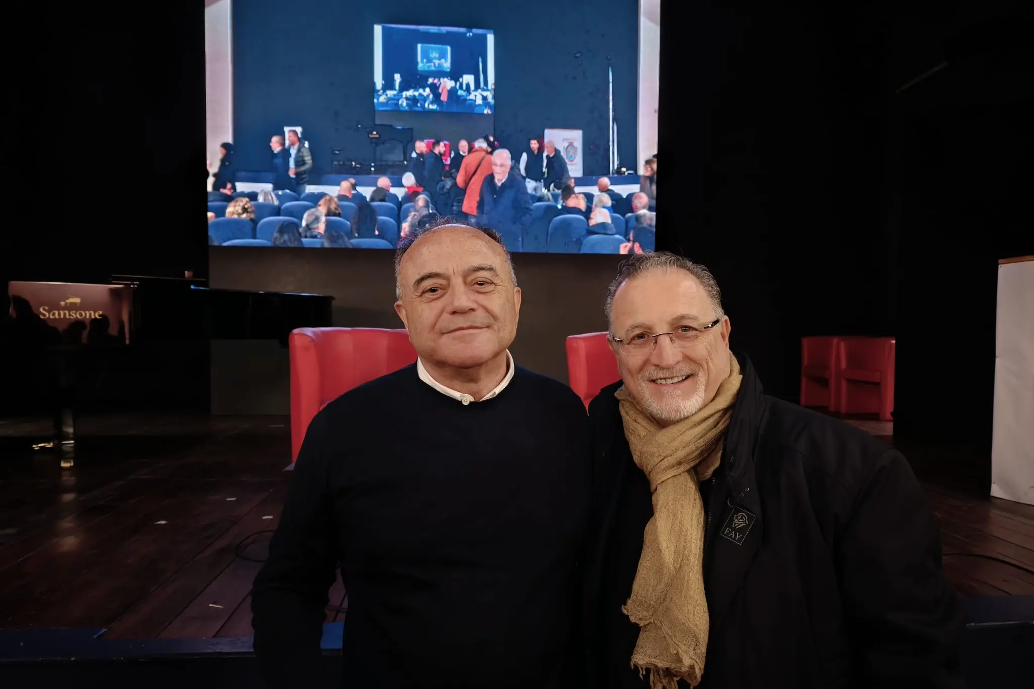 L’importanza delle radici,\u00A0Nicaso: «Vivo in America\u00A0da 36 anni ma con la testa dalla Calabria\u00A0non sono mai partito»\n