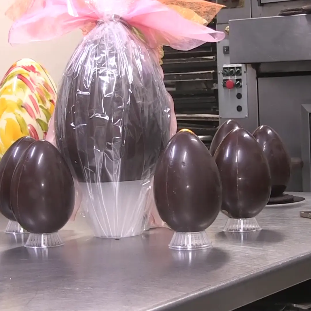 La ricetta del maestro Gianluca: «Ecco come nasce\u00A0un ottimo uovo di Pasqua artigianale a Catanzaro»\n