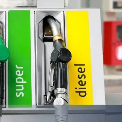 <p><span style=\"color:hsl(0, 75%, 60%);\">Caro benzina e diesel</span>, più di 300 euro per tornare in auto a Pasqua dal Nord Italia: ecco quanto costa rientrare a Catanzaro</p>