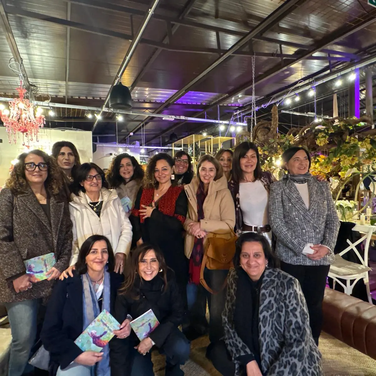 <p>Incontro con <span style=\"color:hsl(0, 75%, 60%);\">Lia Miro</span> a Lamezia Terme, un viaggio sensoriale alla scoperta del miracolo dell’esistenza quotidiana</p>