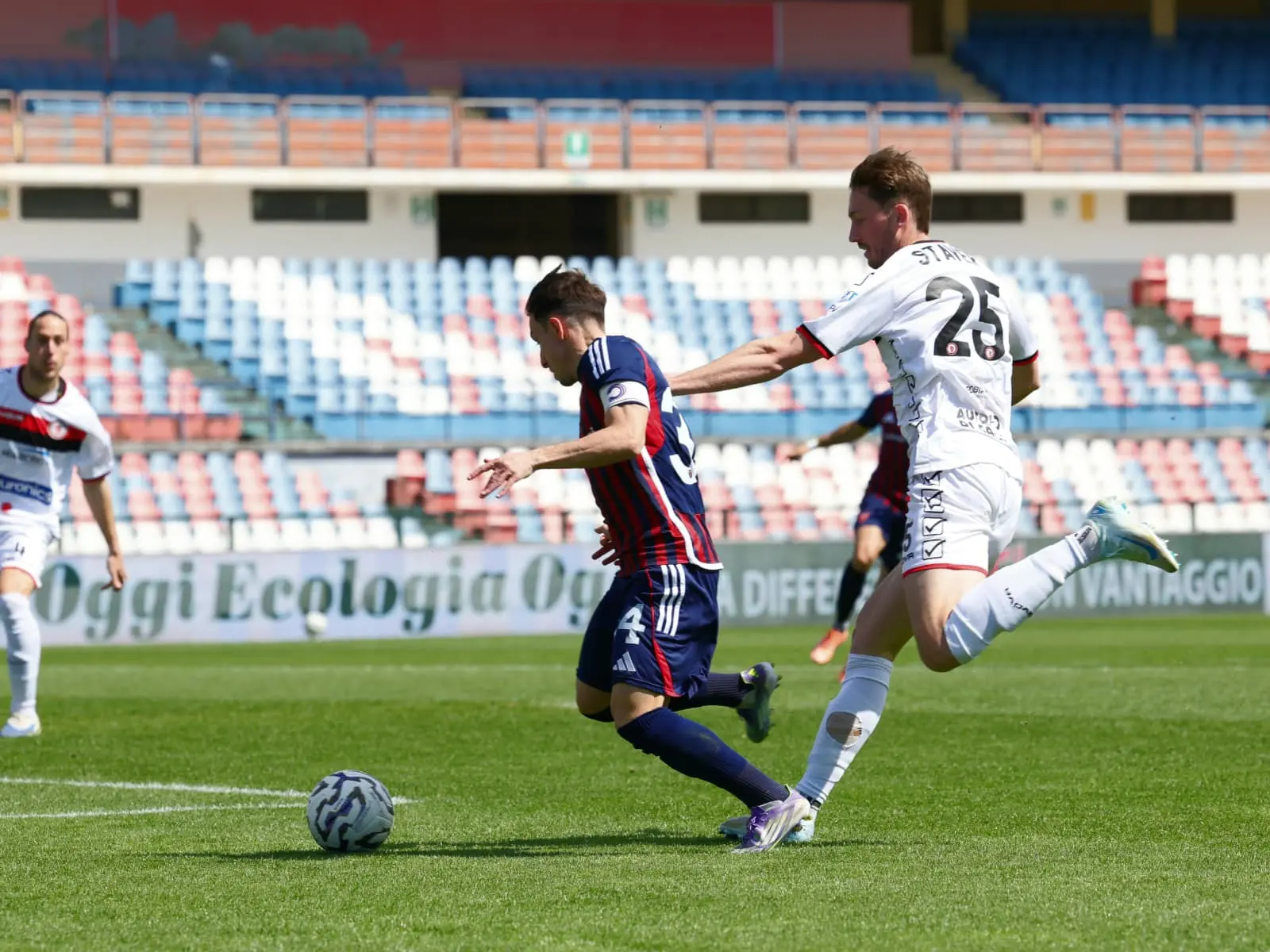 Cosenza-Foggia: Beretta è un gladiatore, a Florenzi manca solo il gol\n