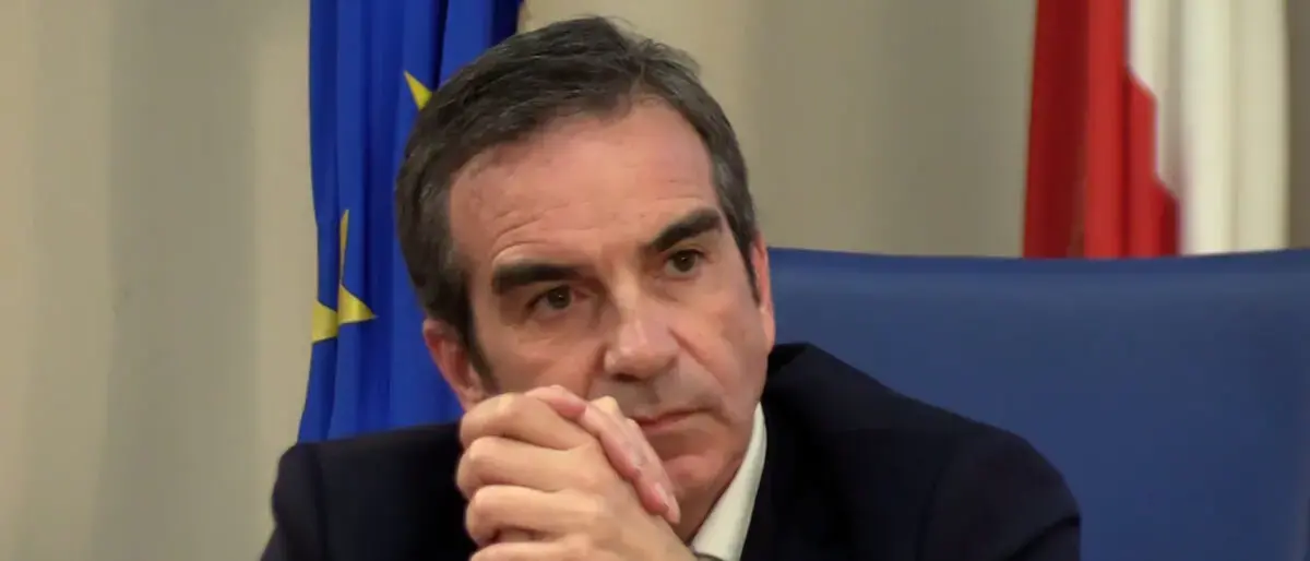 «Ha venduto la Calabria, passacarte della destra»: bufera su Occhiuto dopo il Sì all’autonomia differenziata\n