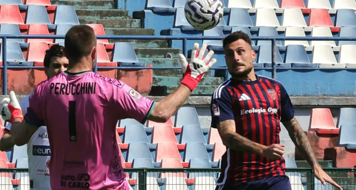 Cosenza, Buscè è terzo nella storia: Roselli alle spalle, ora insegue Sonzogni\n