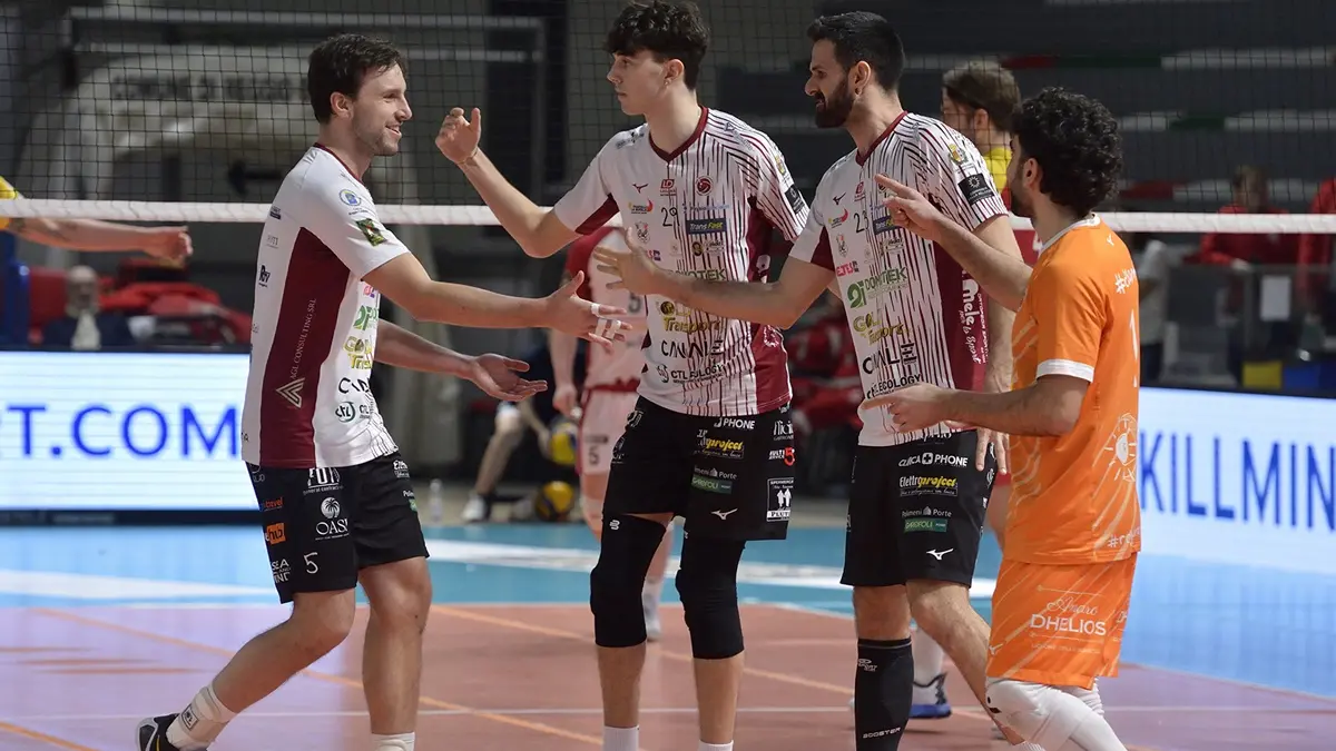Play-off, Domotek Reggio Calabria oggi in trasferta per la gara 3 contro Conad Reggio Emilia\u00A0\n