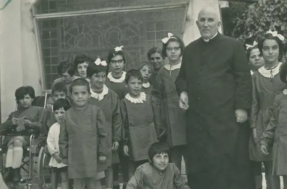 Pasqua, oggi festa doppia per la Famiglia degli Oblati e delle Oblate del Sacro Cuore di don Mottola\n