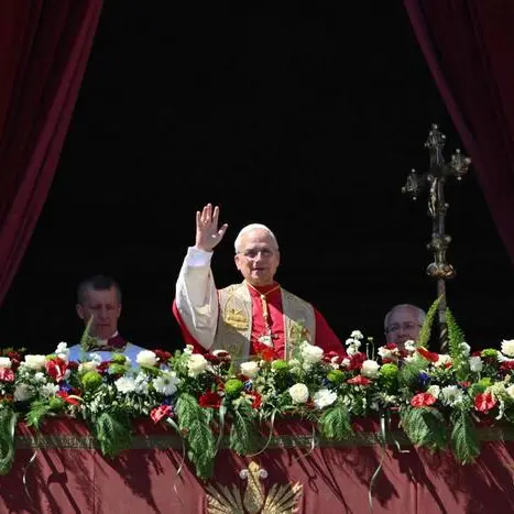Pasqua, Papa Leone in piazza San Pietro: «Mondo ferito da guerre e ingiustizie»\n