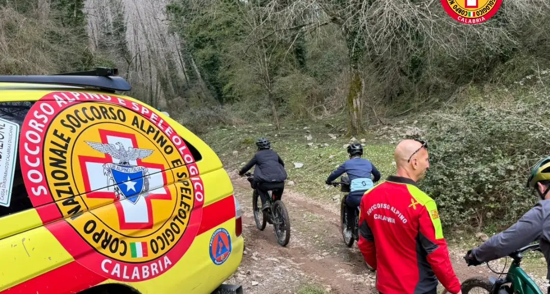 Ciclisti dispersi nel Pollino, ritrovato gruppo di turisti tedeschi: tre recuperati esausti\n