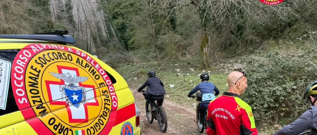 Ciclisti dispersi nel Pollino, ritrovato gruppo di turisti tedeschi: tre recuperati esausti\n