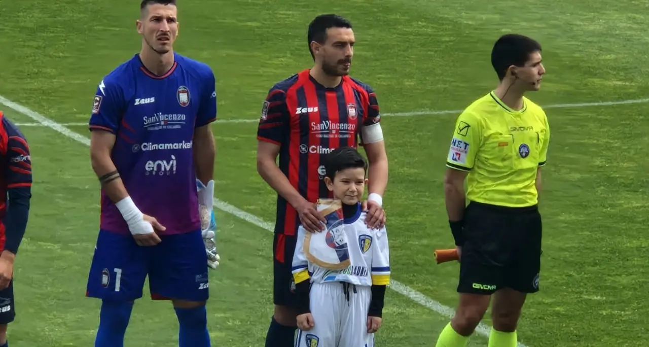 «Voglio vivere la gioia del Mondiale come papà»:\u00A0da Crotone la lettera di Lorenzo, 7 anni di\u00A0sogni azzurri e amore per il calcio\n