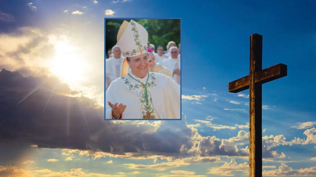 Il messaggio di monsignor Savino: «Vi auguro una Pasqua che cambi qualcosa dentro di voi»\n