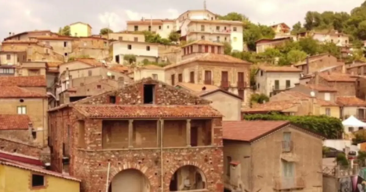 Trigesimo senza sacerdote a Cellara, la versione della famiglia della defunta\n