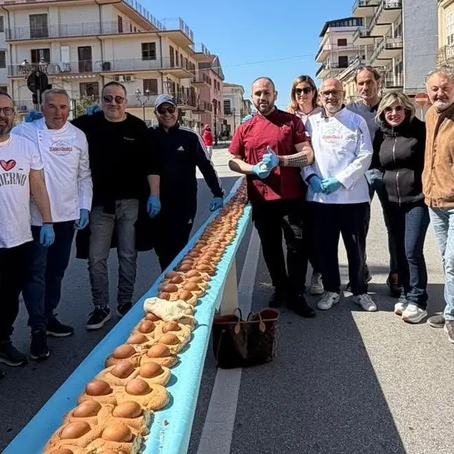 Quasi 550 metri di dolcezza, a Siderno una “sguta” da guinness\n