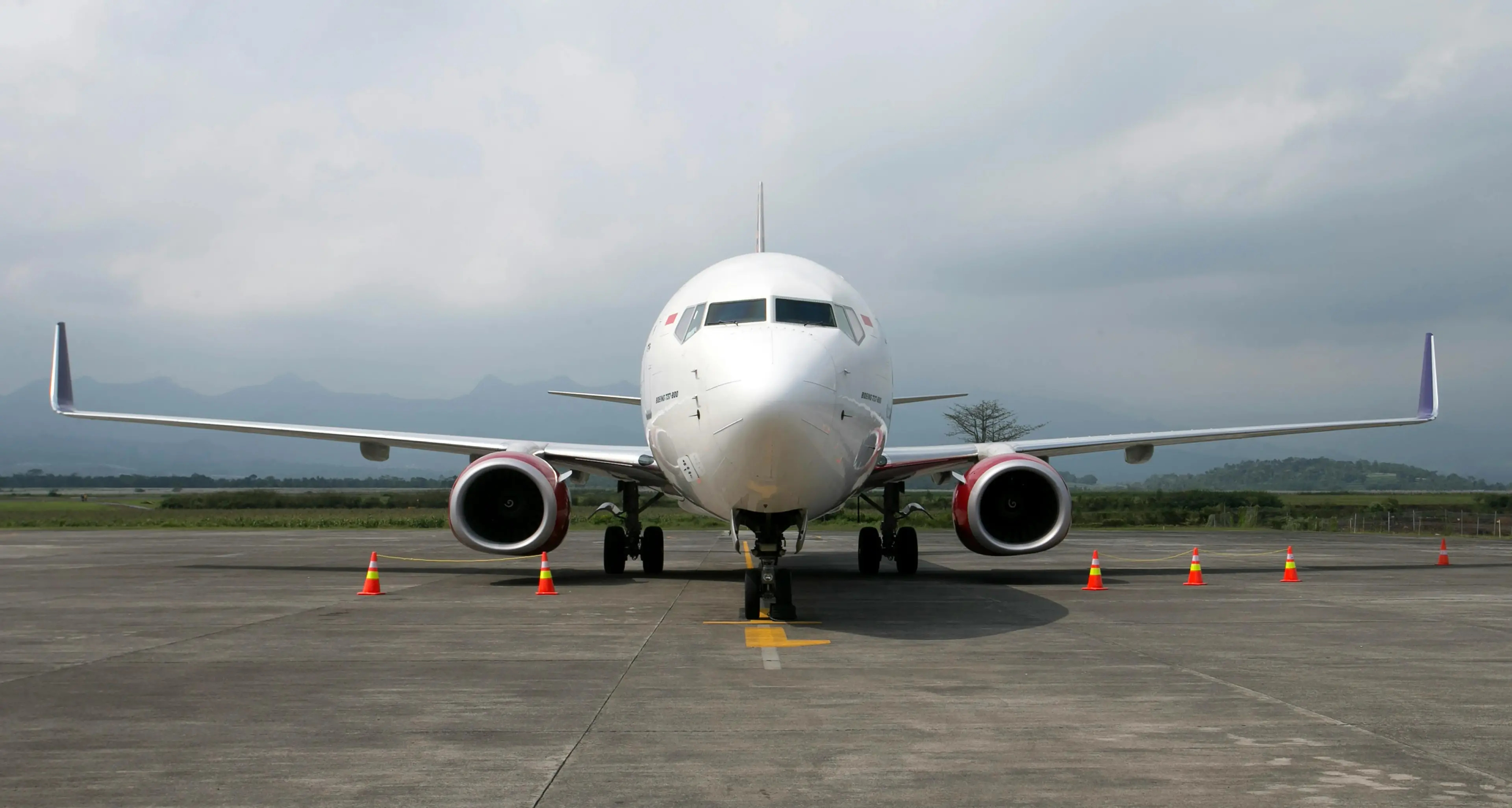 Aeroporti senza carburante per gli aerei, anche Reggio Calabria a secco:\u00A0introdotta una quota massima di rifornimento\n