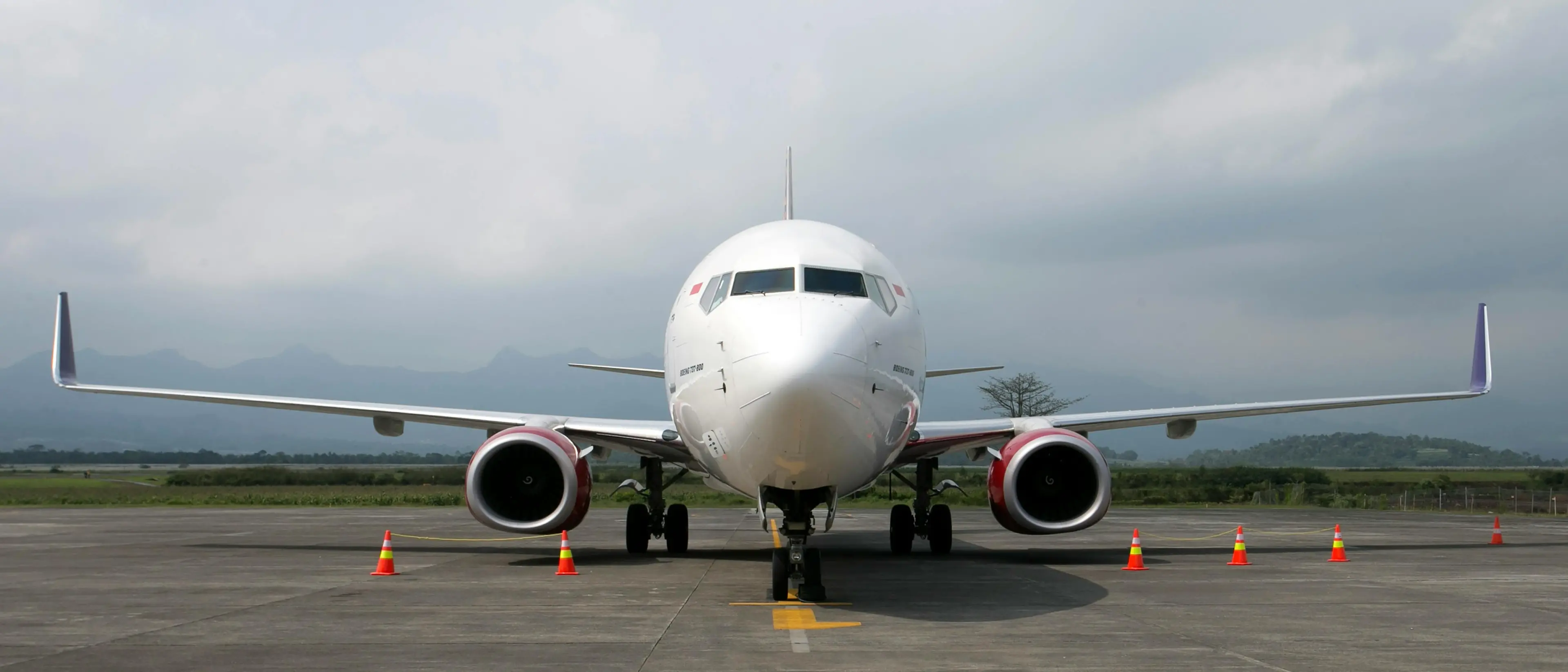 Aeroporti senza carburante per gli aerei, anche Reggio Calabria a secco:\u00A0introdotta una quota massima di rifornimento\n