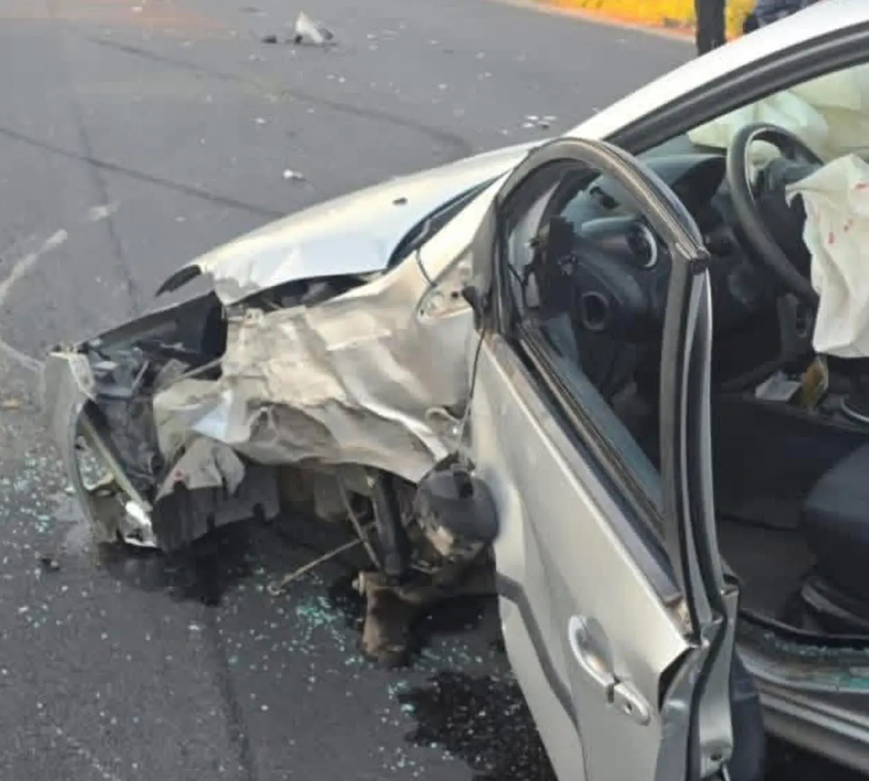 Incidente sulla statale 106 a Corigliano Rossano, scontro tra due auto: ci sono feriti\n