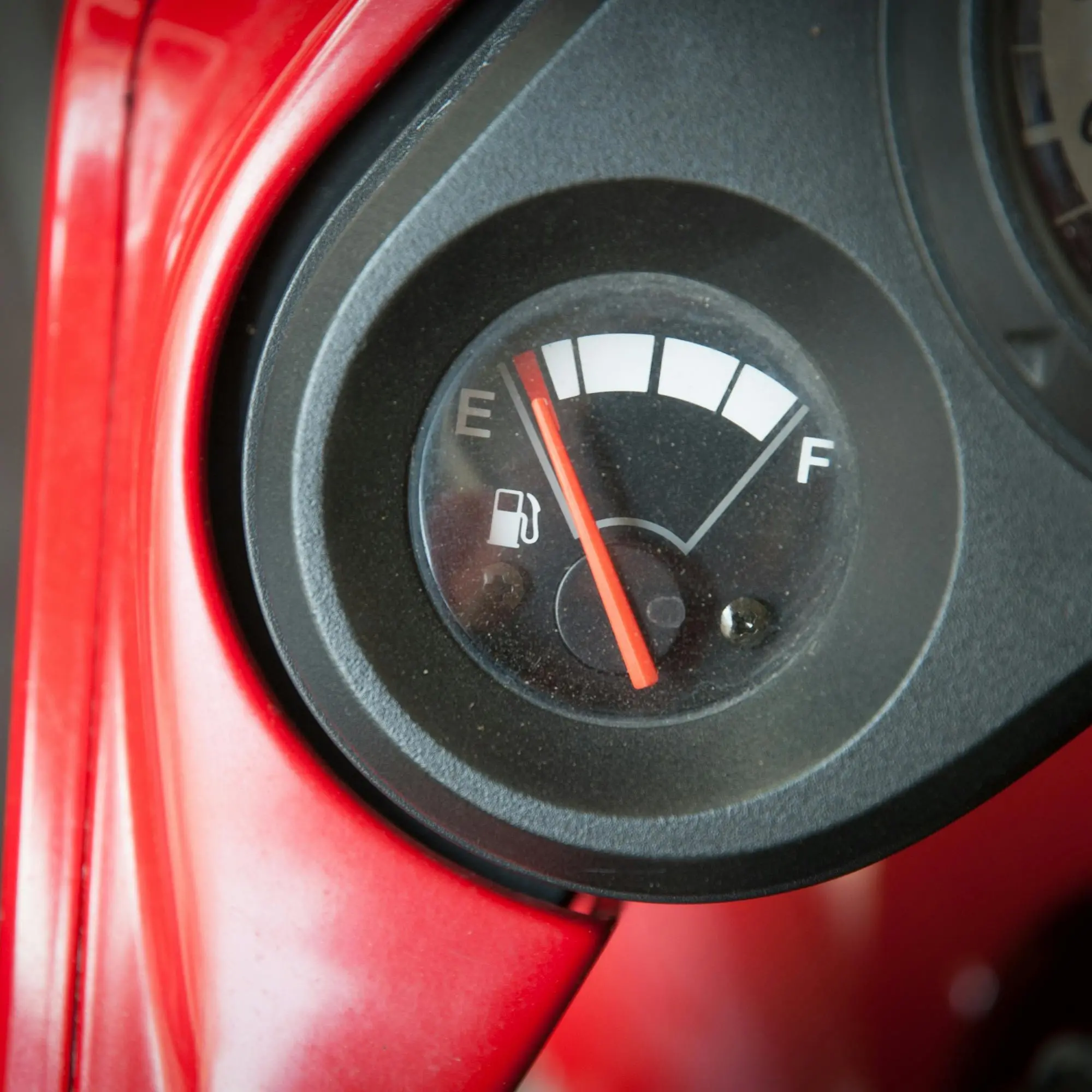 Gli aumenti bruciano i bonus, Governo e Ue valutano razionamento e misure d’emergenza\n