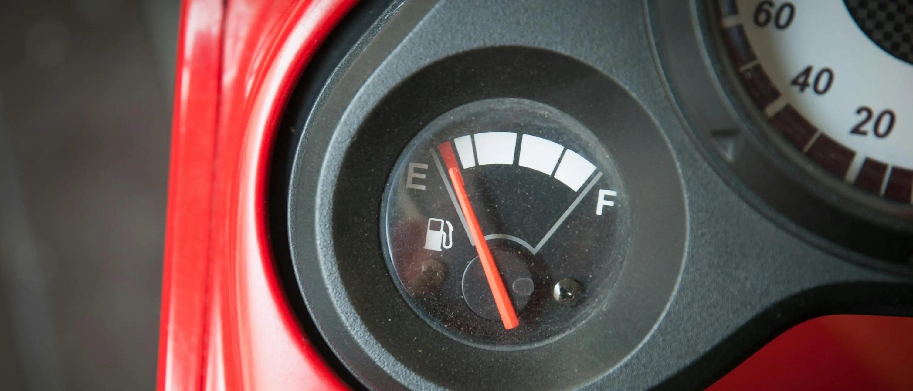 Gli aumenti bruciano i bonus, Governo e Ue valutano razionamento e misure d’emergenza\n