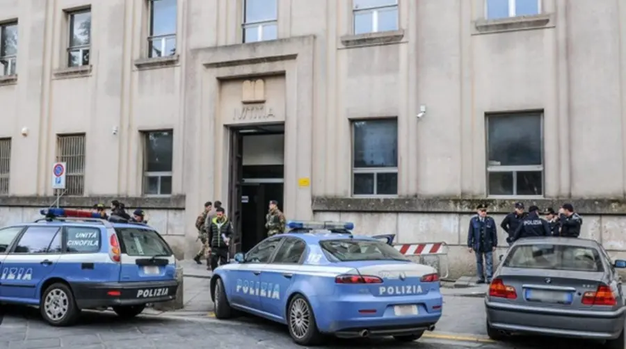 Truffa ad un’anziana di Vibo spacciandosi per finanzieri e carabinieri, il gip dispone l’obbligo di dimora\n