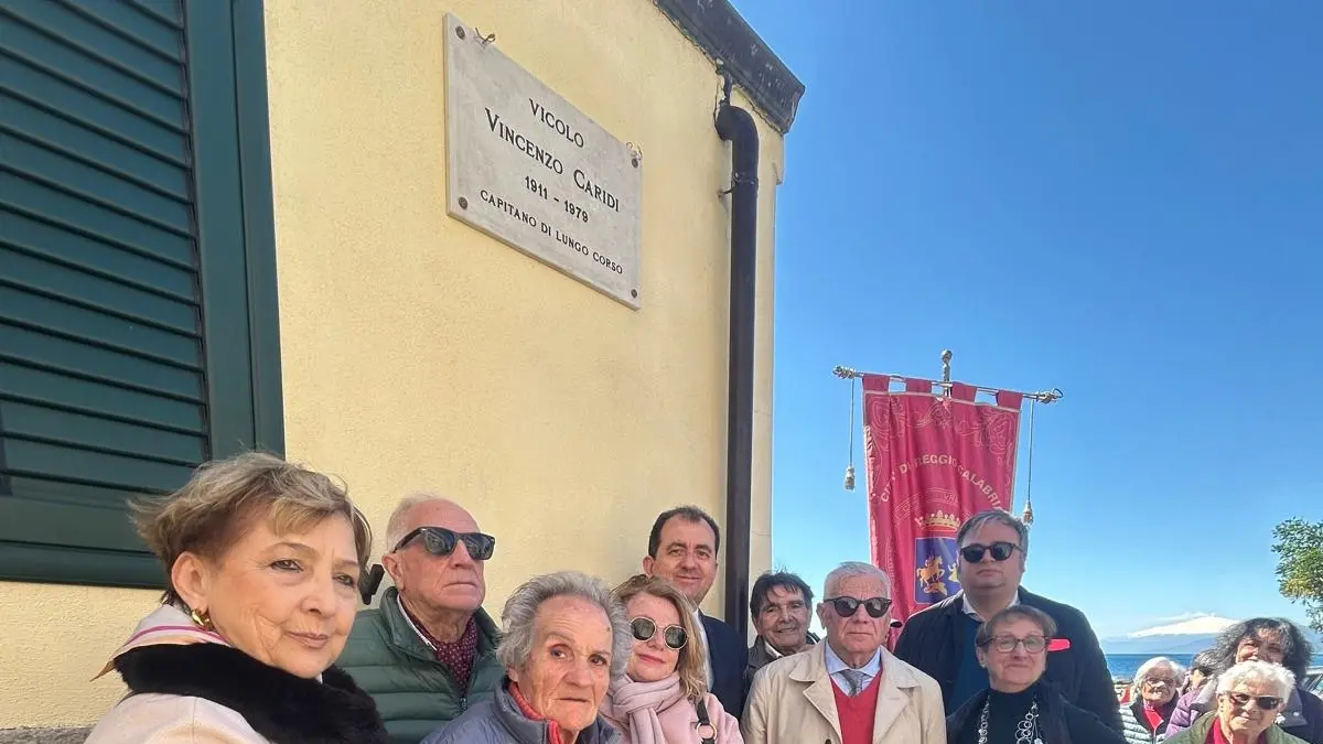 A Gallico\u00A0ricordata la figura\u00A0del capitano Vincenzo Caridi: intitolata una strada\n\n\n