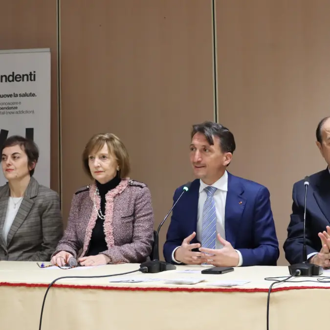 Contrasto alle dipendenze, all’Unical parte\u00A0#UNInDipendenti. Il rettore Greco:\u00A0«Modello nazionale per la prevenzione»\n