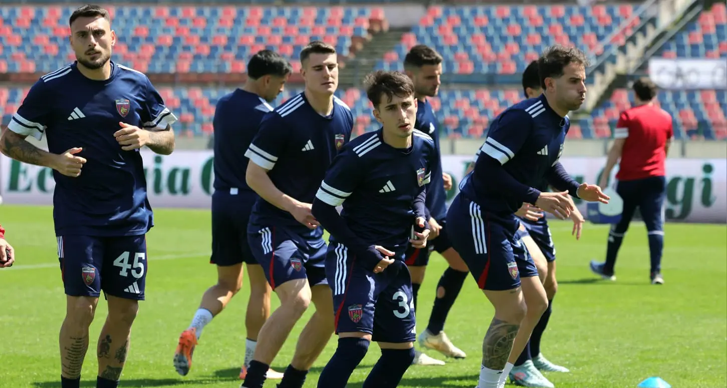 Cosenza, cambia il mondo dal 3° al 5° posto: il regolamento dei playoff di Serie C\n