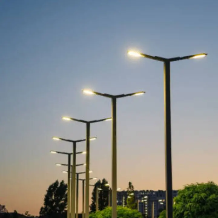 Crisi energia, Crosetto avverte: «Molto potrebbe chiudere nel giro di un mese»\n