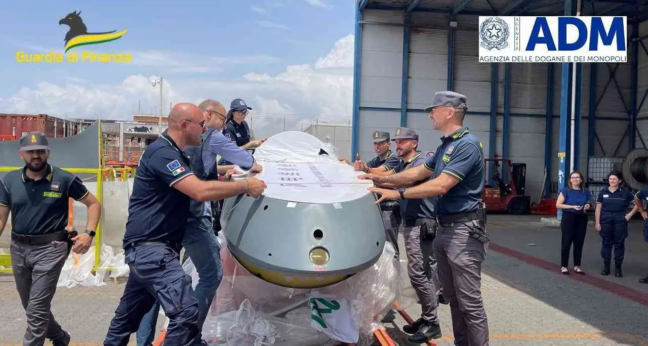 Droni sequestrati a Gioia Tauro, il patto dietro i traffici nel Mediterraneo:\u00A0armi in cambio di\u00A0petrolio libico\n