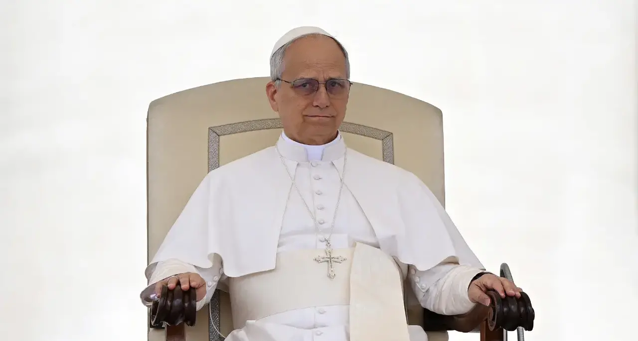 Il papa americano contro Trump, Leone XIV:\u00A0«Inaccettabili le minacce al popolo dell’Iran»\n