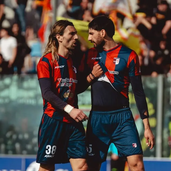 Vibonese Calcio, arriva la stangata del giudice sportivo: tre turni di stop al capitano Di Gilio e al difensore Marchetti\n