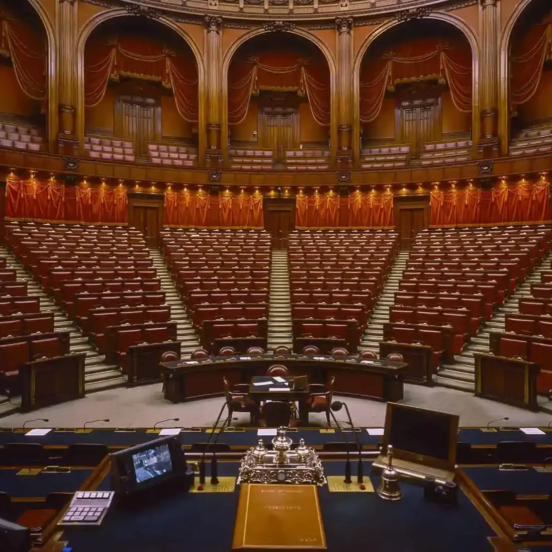 «Situazione insostenibile», il canile della discordia di Sant'Ilario arriva in parlamento: presentata un'interrogazione\n