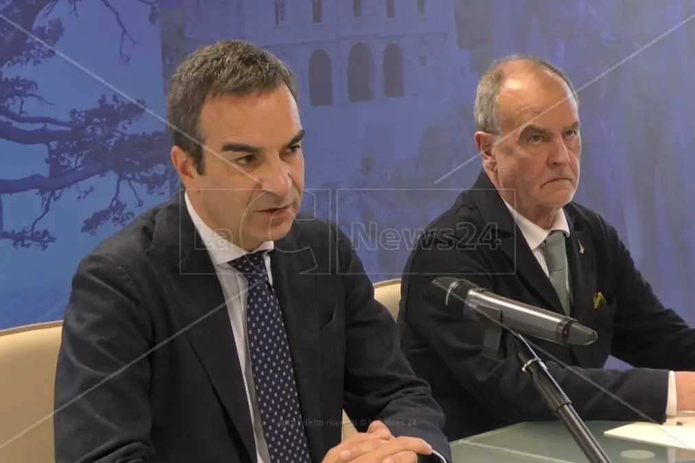 Autonomia differenziata, il Sì\u00A0di Occhiuto è un autogol: altro che Calabria, i medici ora andranno al Nord\n